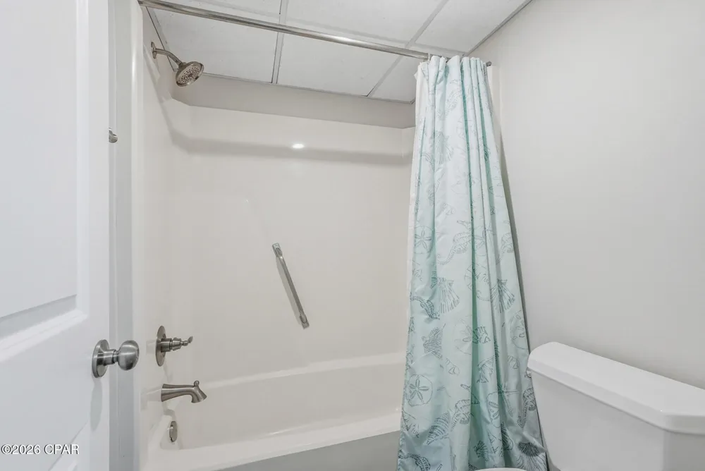 6201 Thomas Drive #702 Panama City, FL 32408