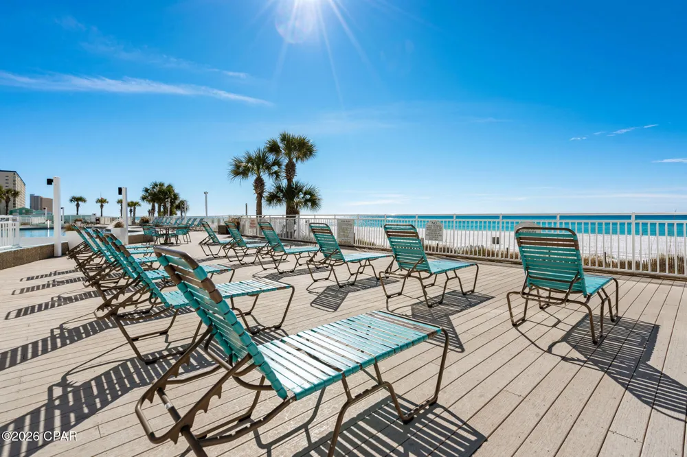 6201 Thomas Drive #702 Panama City, FL 32408