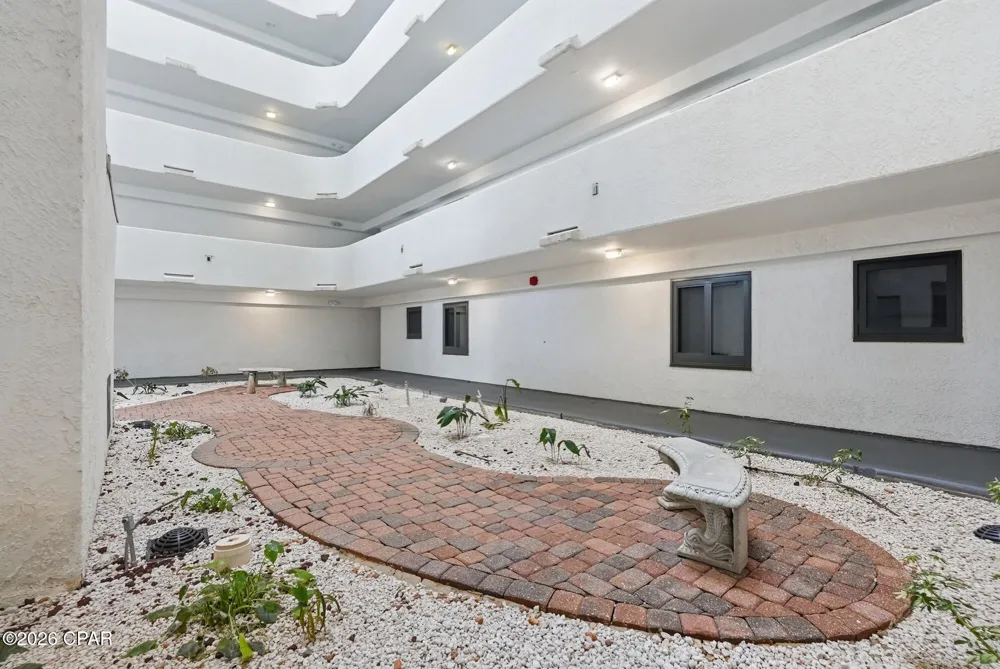 6201 Thomas Drive #702 Panama City, FL 32408