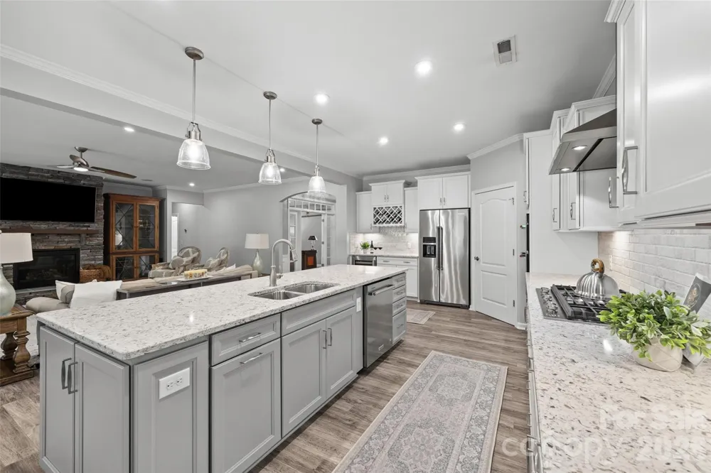 1521 Carolina Orchards Boulevard Fort Mill, SC 29715