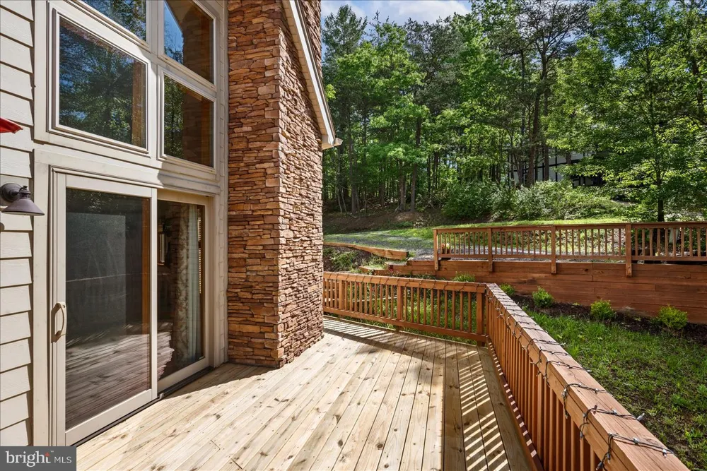 218 NELSON WAY Basye, VA 22810