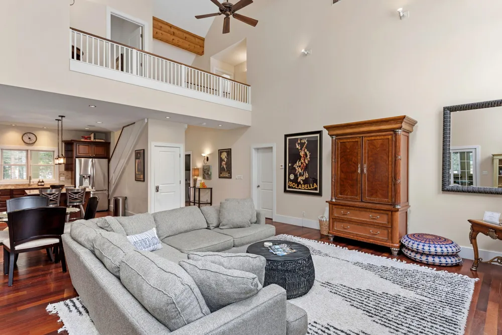 13217 Three Oaks Road Sawyer, MI 49125