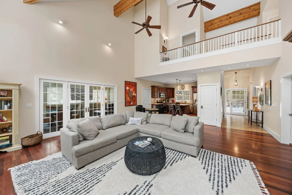 13217 Three Oaks Road Sawyer, MI 49125