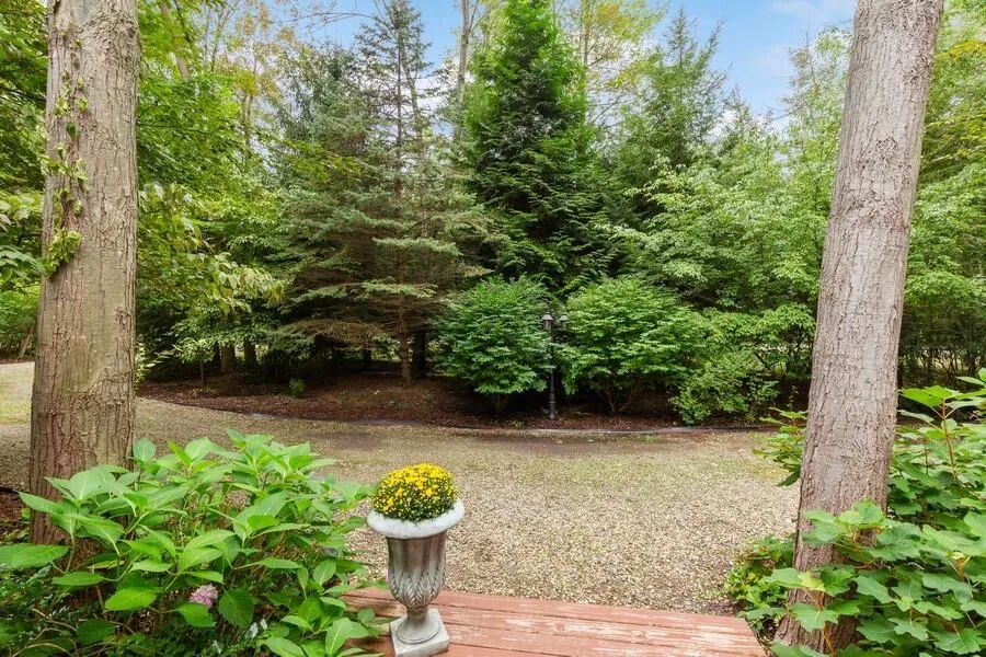 13217 Three Oaks Road Sawyer, MI 49125