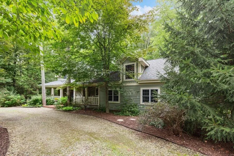 13217 Three Oaks Road Sawyer, MI 49125