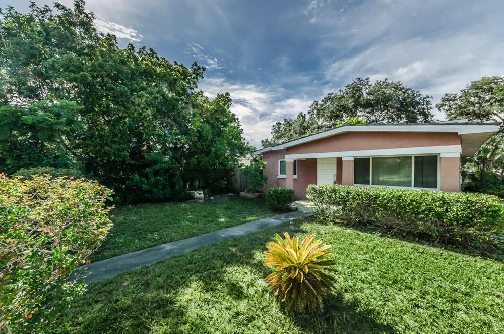 5401 5TH AVENUE St Petersburg, FL 33710