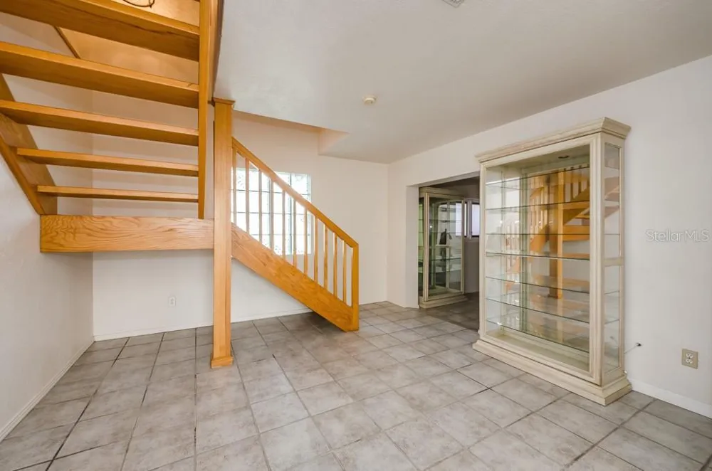 5401 5TH AVENUE St Petersburg, FL 33710