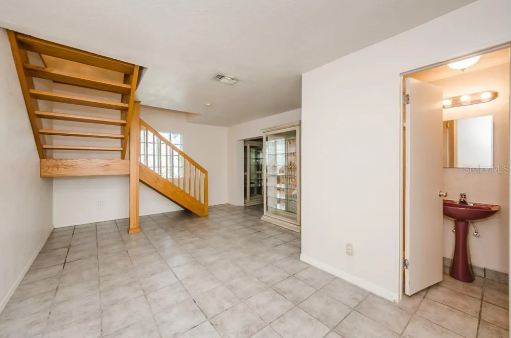 5401 5TH AVENUE St Petersburg, FL 33710