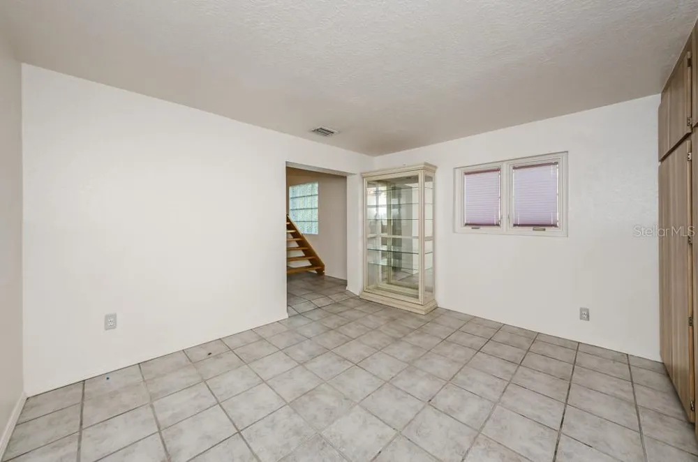 5401 5TH AVENUE St Petersburg, FL 33710