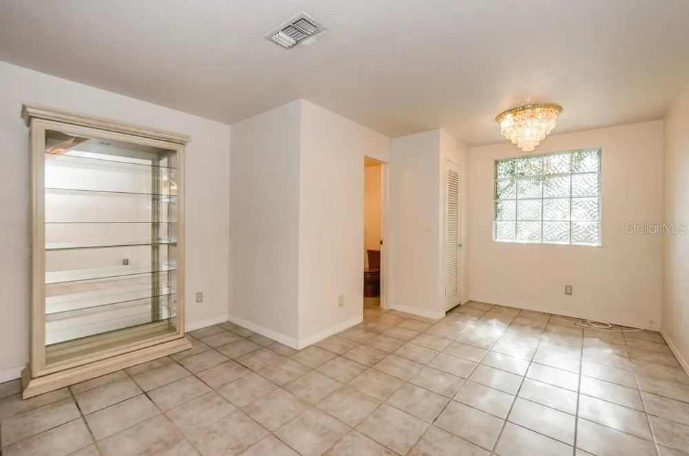 5401 5TH AVENUE St Petersburg, FL 33710