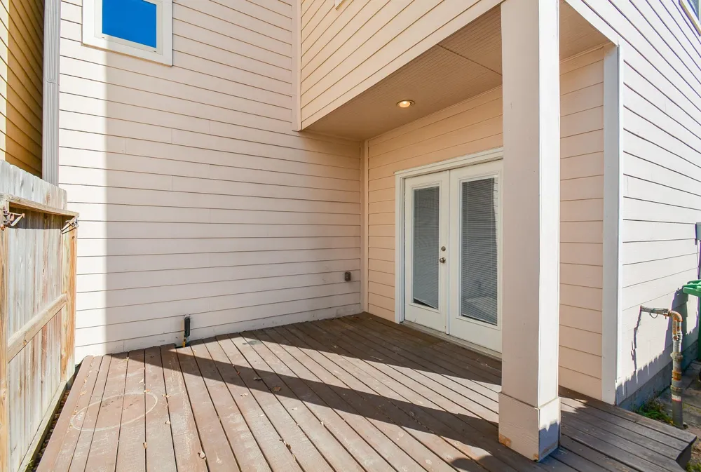 1610 Parker Street Houston, TX 77007