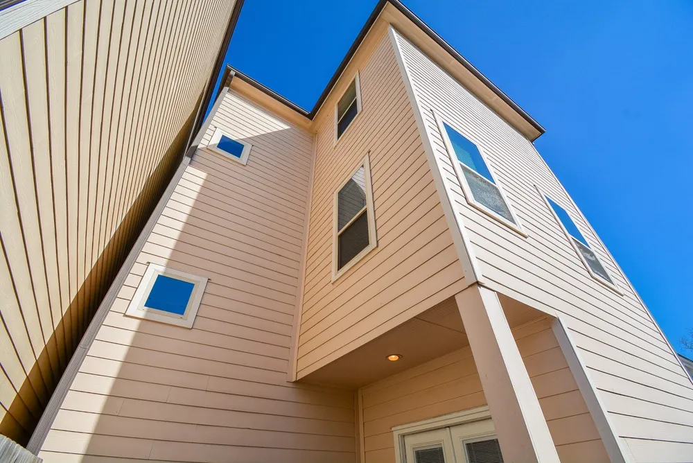 1610 Parker Street Houston, TX 77007