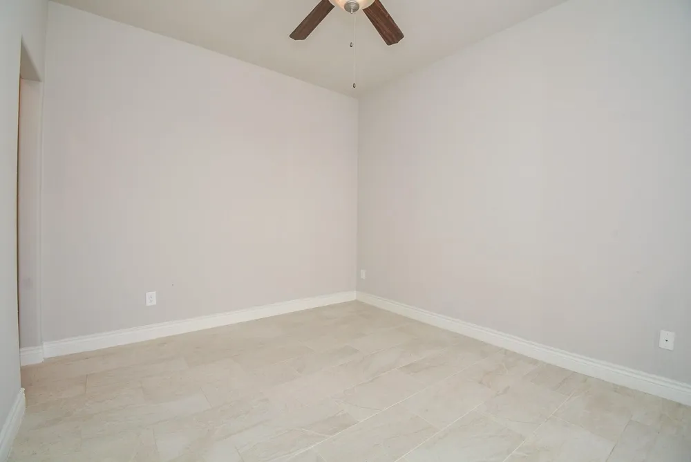 1610 Parker Street Houston, TX 77007