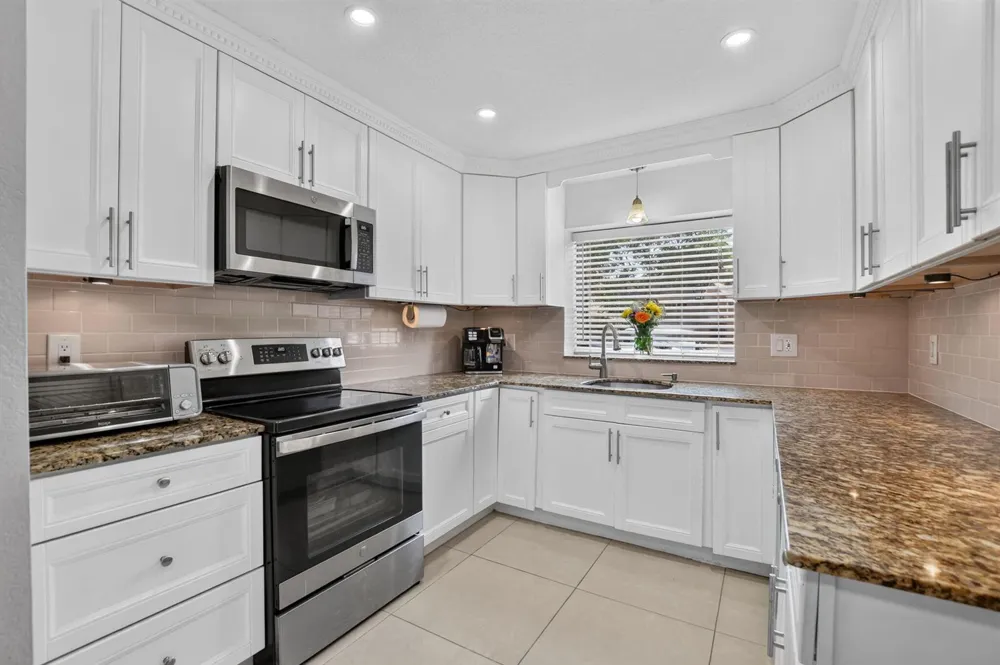 2231 NW 45TH AVENUE Coconut Creek, FL 33066