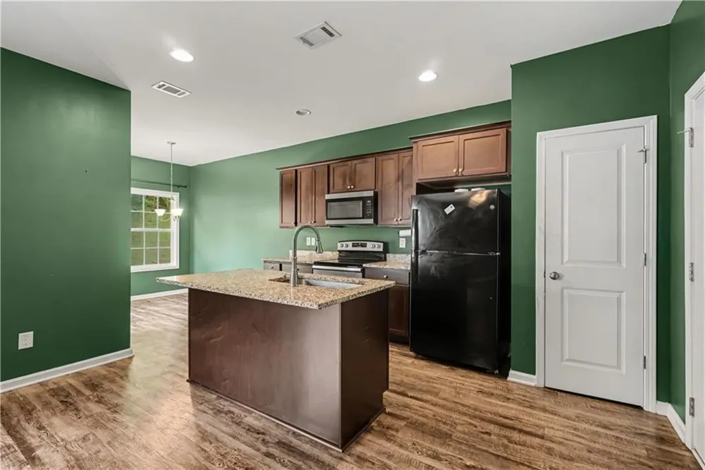 734 Dawn Place Alto, GA 30510