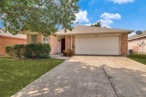 813 Cooper Lane