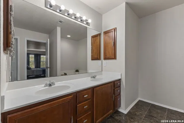 6521 Ashby Pt Live Oak, TX 78233