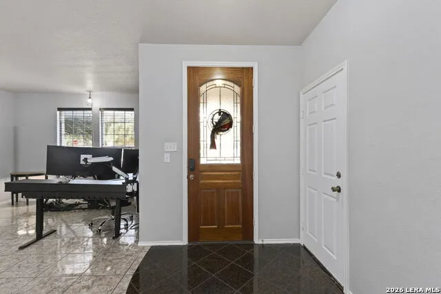 6521 Ashby Pt Live Oak, TX 78233