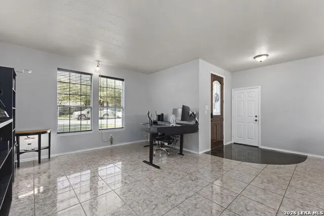 6521 Ashby Pt Live Oak, TX 78233