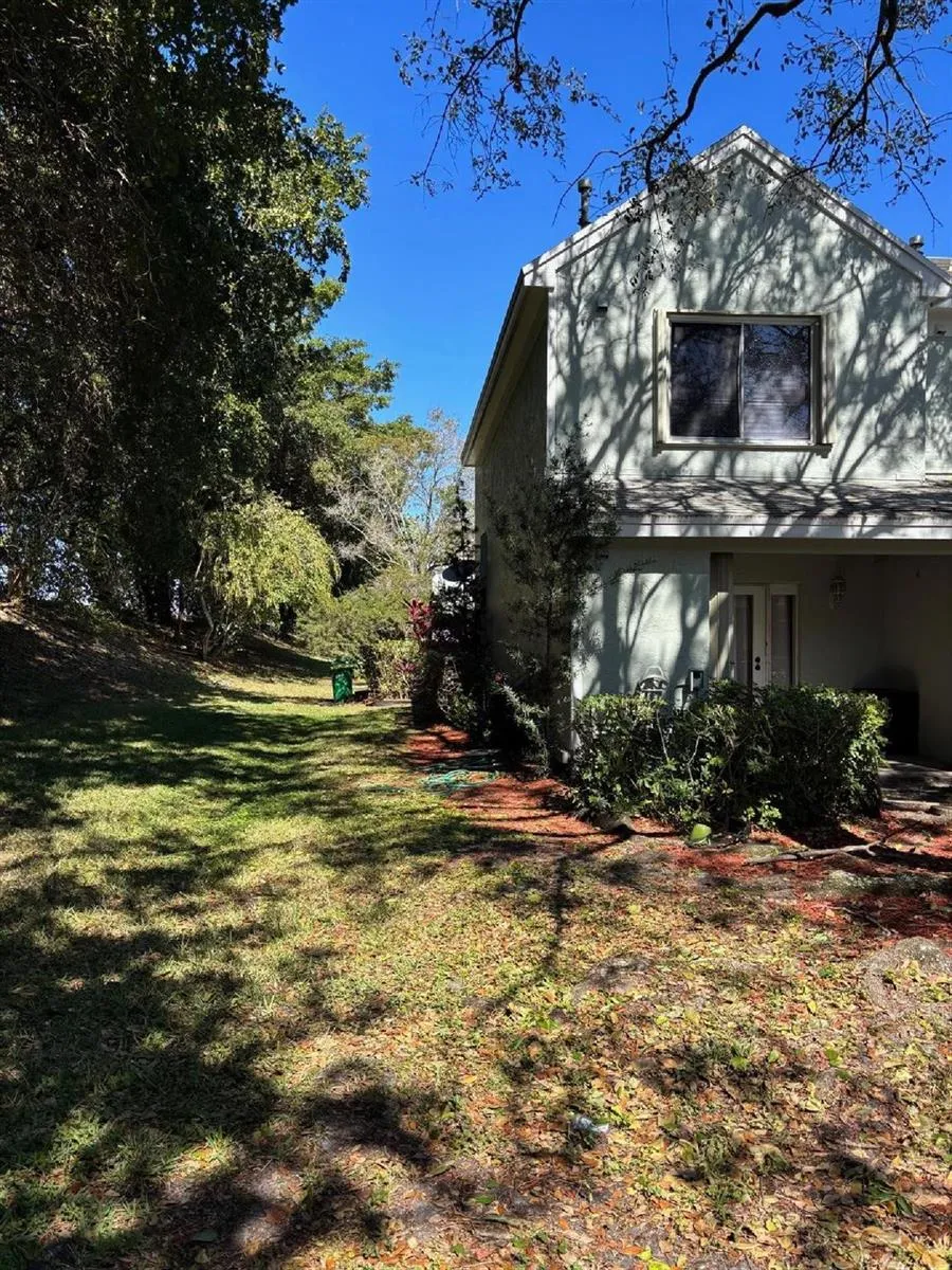 11050 CONCH COURT Tamarac, FL 33321