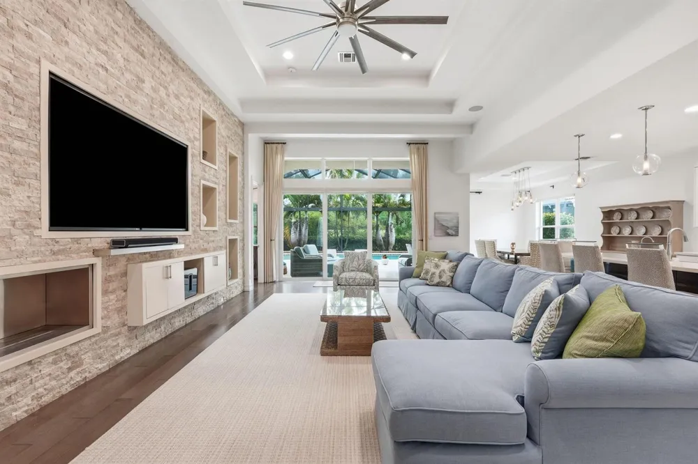 260 Carina Drive Jupiter, FL 33478