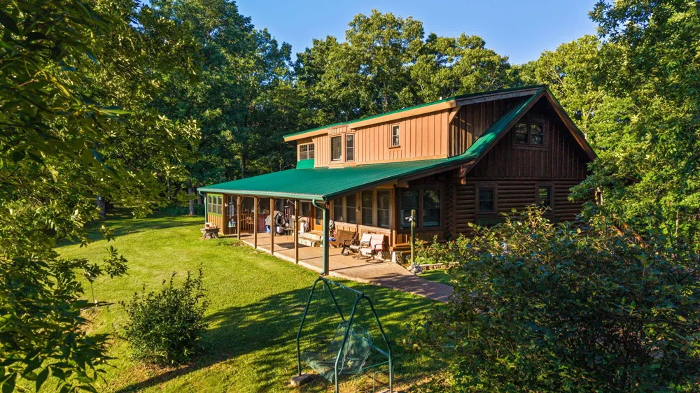 863 Porch Rock Road Pikeville, TN 37367