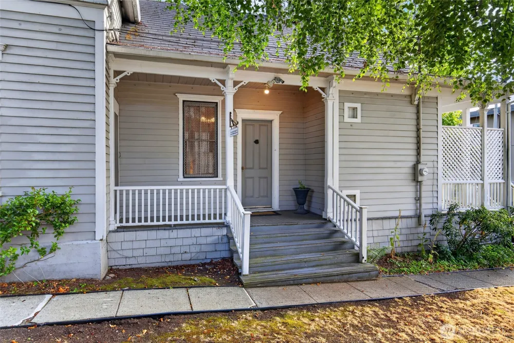 115 3rd Avenue Edmonds, WA 98020