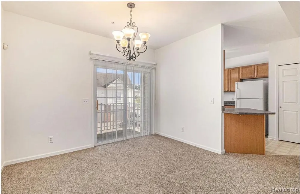 13210 Addington Dr Drive Commerce Charter Township, MI 48390