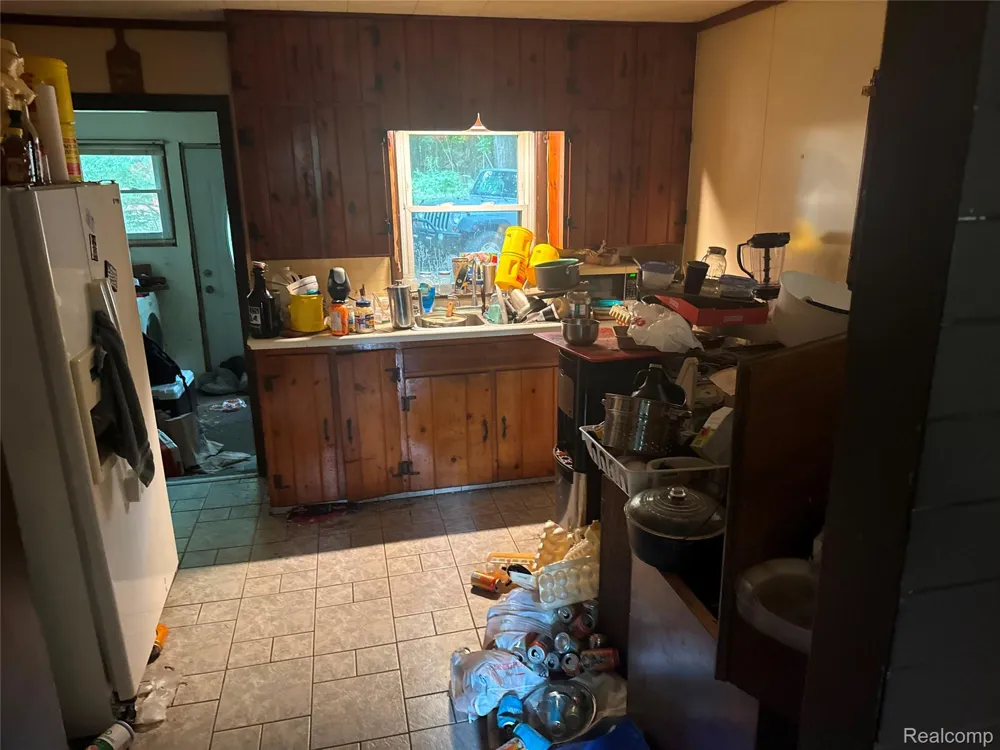 31337 E Baseline Road Pine Grove Township, MI 49055