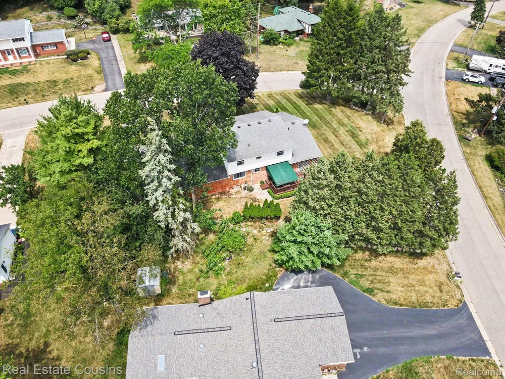 3017 Old Orchard Drive Brighton Township, MI 48114