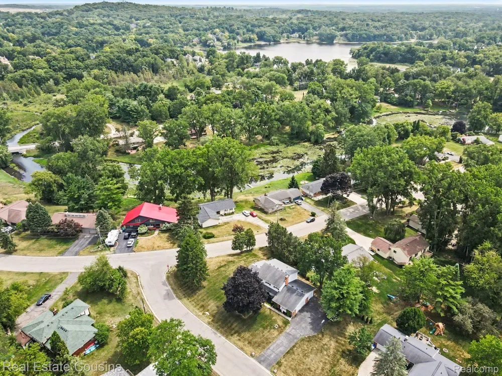 3017 Old Orchard Drive Brighton Township, MI 48114