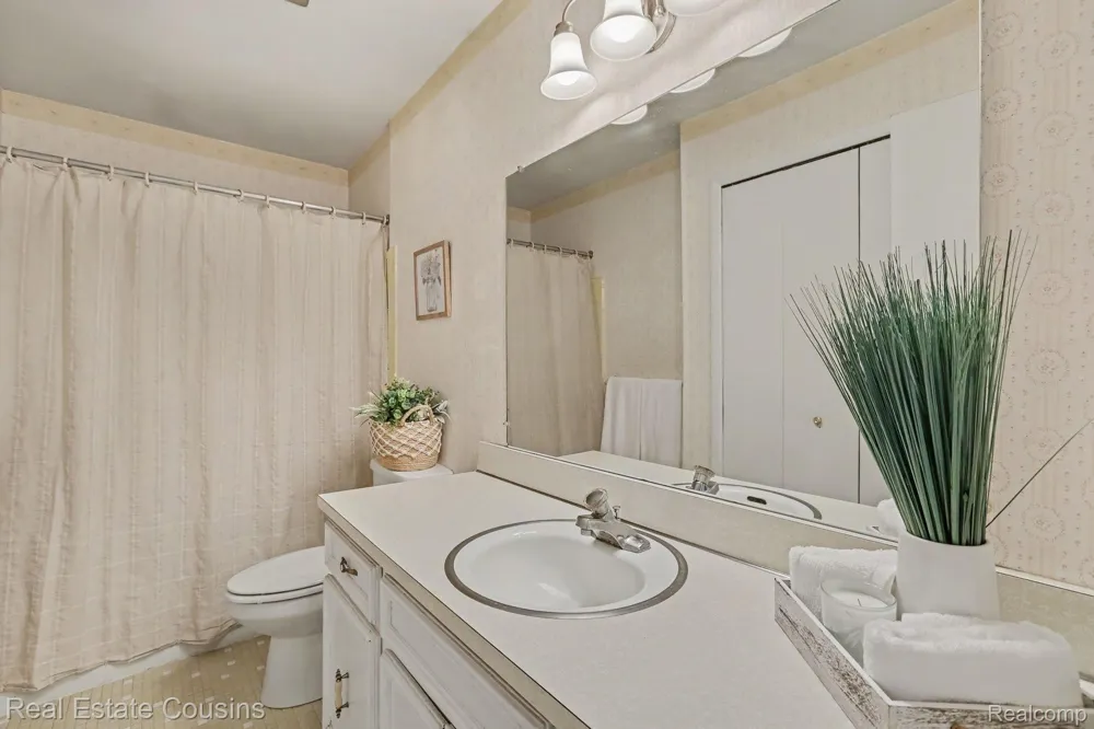 3017 Old Orchard Drive Brighton Township, MI 48114