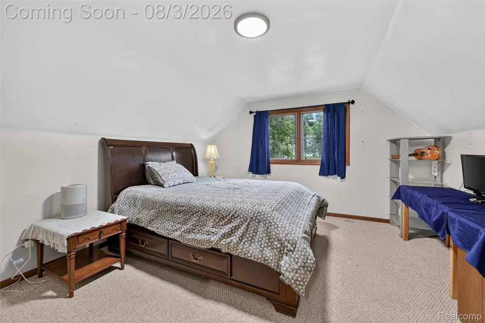 679 Long Lake Boulevard Lake Orion Village, MI 48362