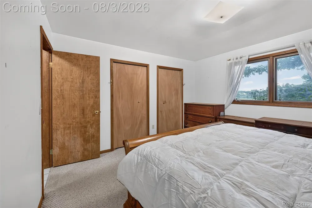 679 Long Lake Boulevard Lake Orion Village, MI 48362