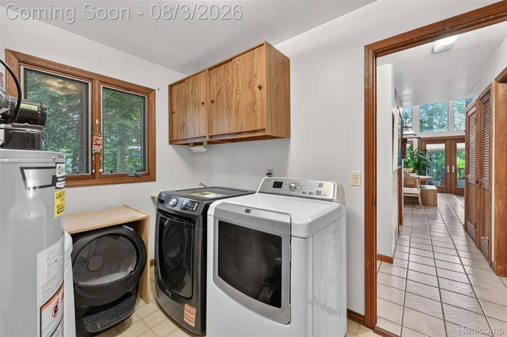 679 Long Lake Boulevard Lake Orion Village, MI 48362