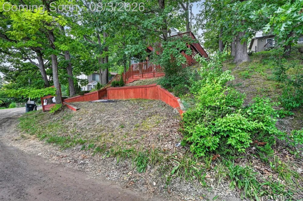 679 Long Lake Boulevard Lake Orion Village, MI 48362