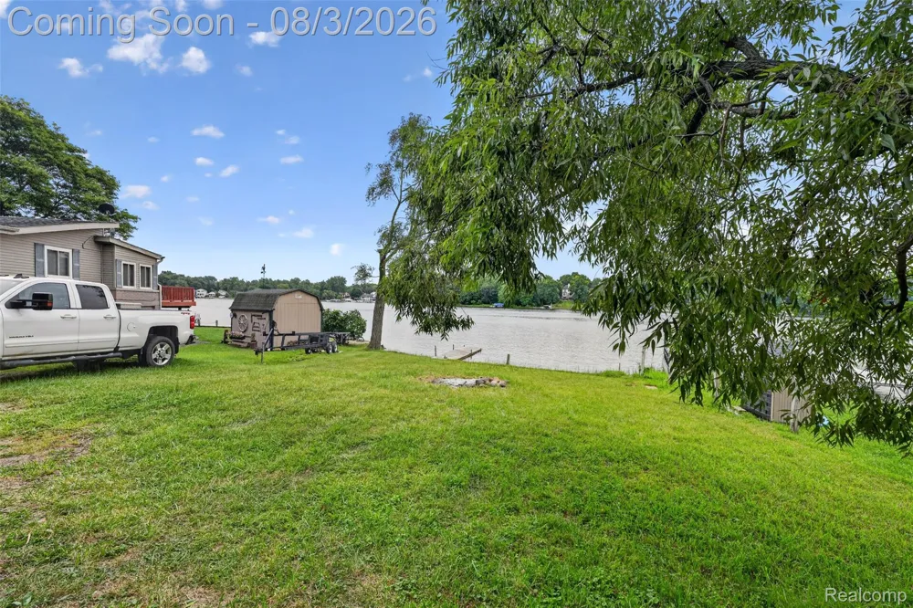 679 Long Lake Boulevard Lake Orion Village, MI 48362