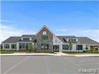5506 Helmsdale Boulevard West Bloomfield Charter Township, MI 48322