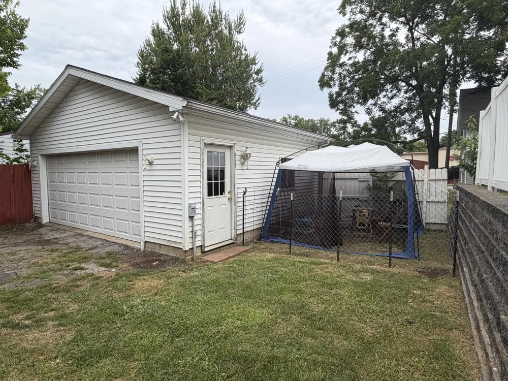 120 Bent Oak Avenue Adrian City, MI 49221