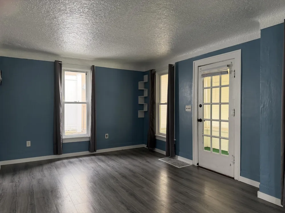120 Bent Oak Avenue Adrian City, MI 49221
