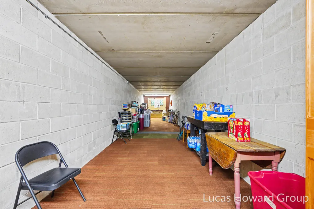 314 S Sherwood Avenue Plainwell City, MI 49080