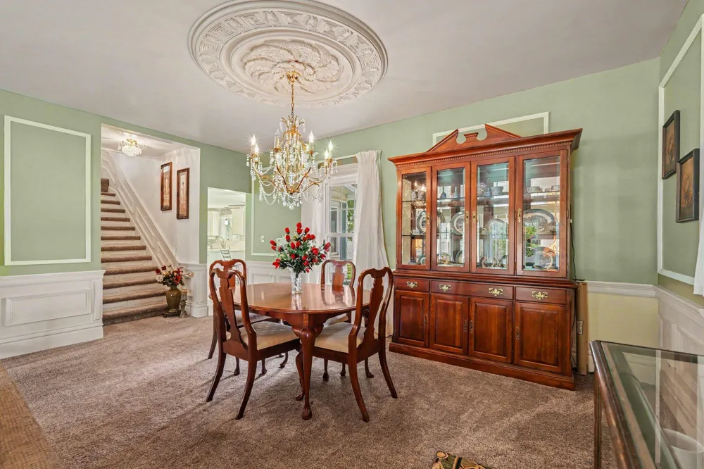 314 S Sherwood Avenue Plainwell City, MI 49080