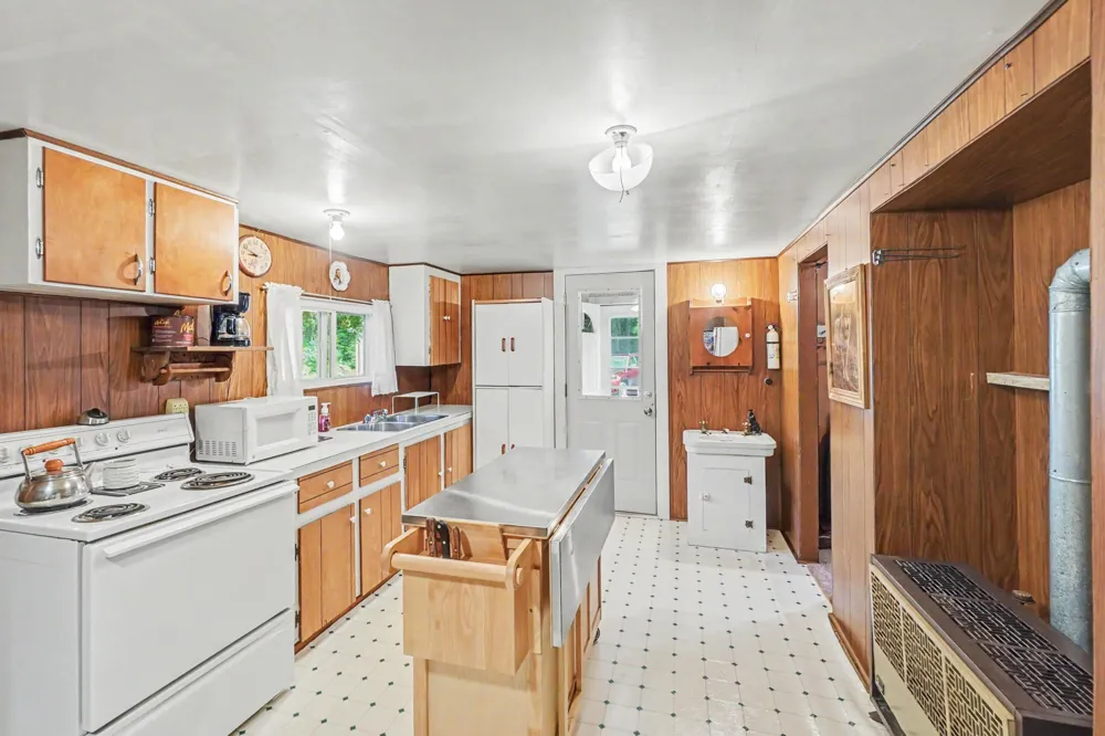 12577 Mundy Avenue Lilley Township, MI 49309