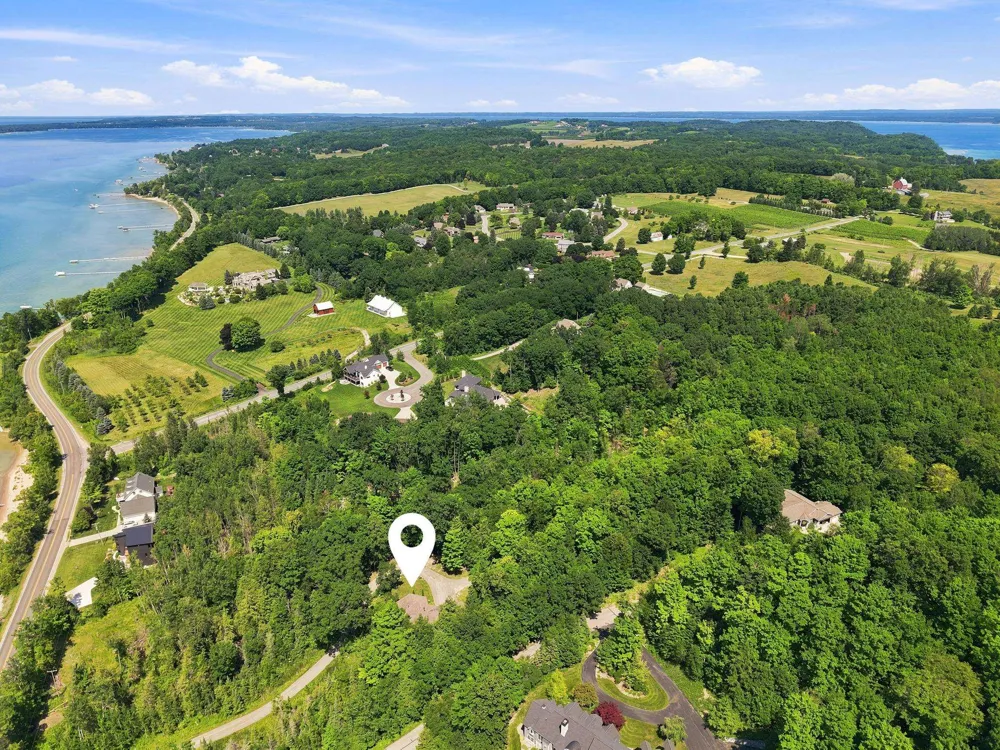 10101 Peninsula Drive Peninsula Township, MI 49686