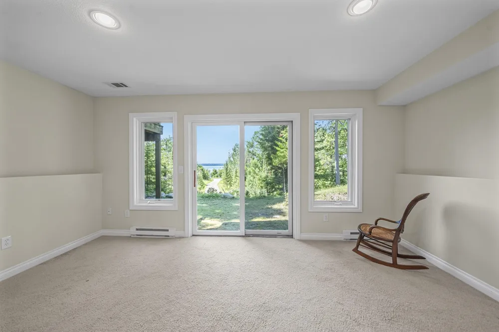 10101 Peninsula Drive Peninsula Township, MI 49686