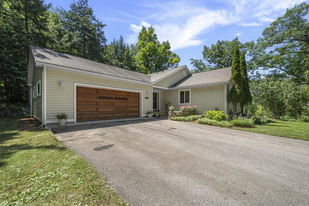 10101 Peninsula Drive Peninsula Township, MI 49686