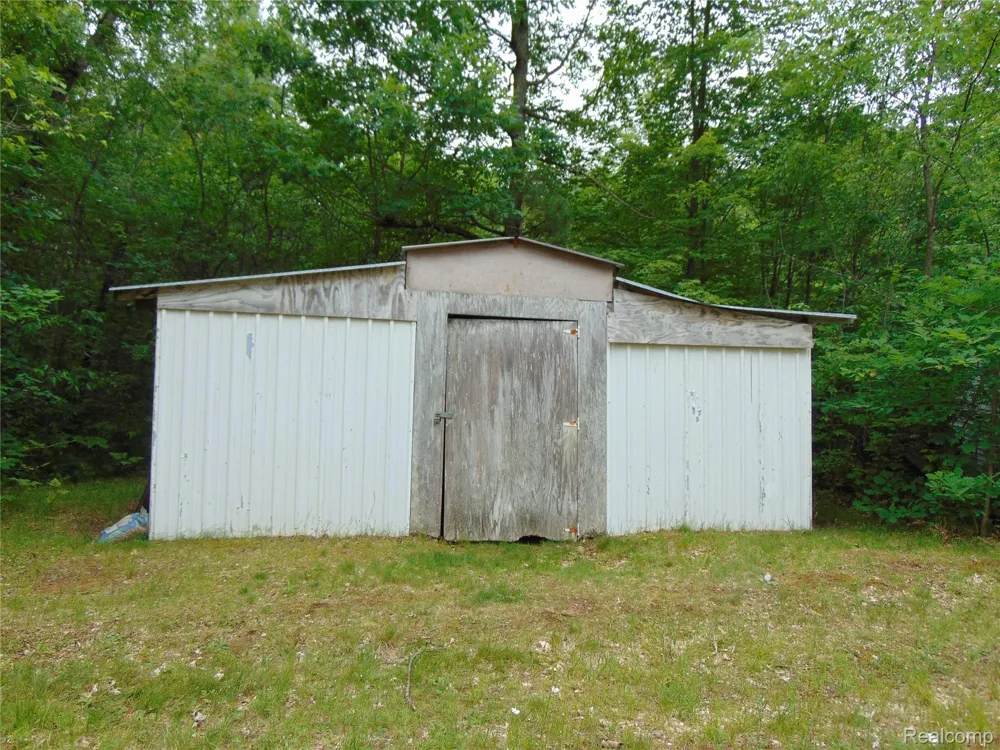 5055 Adams Road Sherman Township, MI 48624