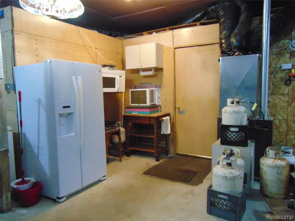 5055 Adams Road Sherman Township, MI 48624