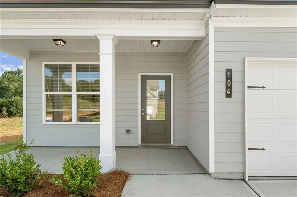 104 Bluefin Street Adairsville, GA 30103