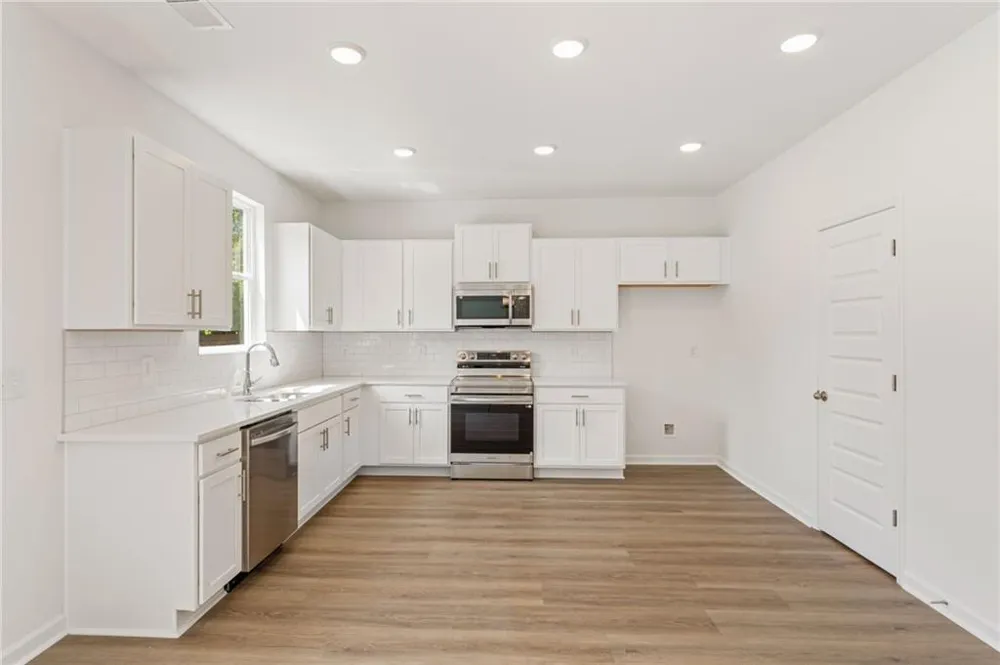 140 Formosa Street Adairsville, GA 30103